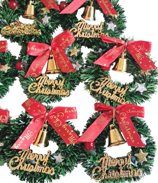 8 Pcs Miniature Christmas Wreaths Small Decorations Craft DIY Crackers Cards